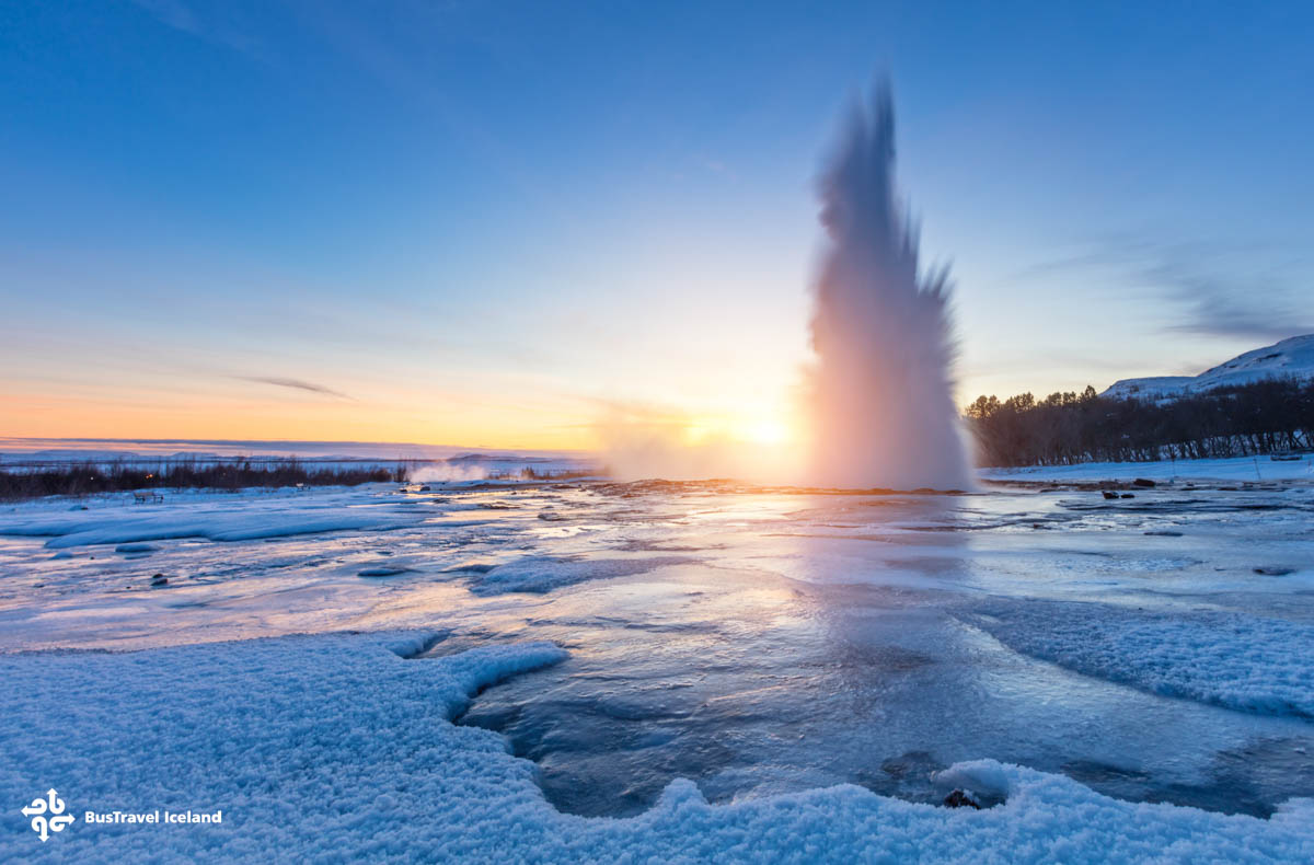 geysir in winter