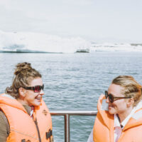 People talking on Glacier Lagoon boat tour