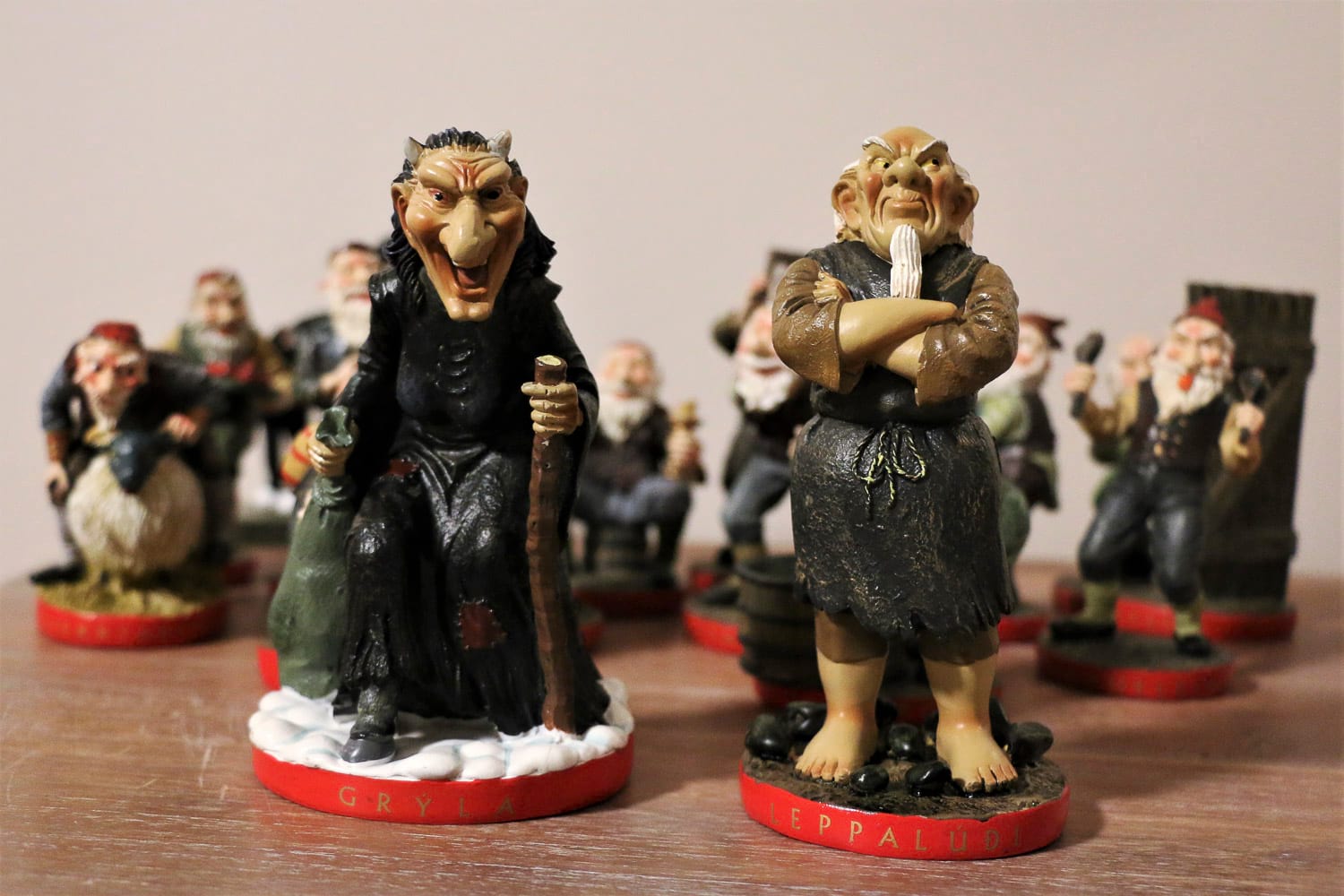 gryla-leppaludi-icelandic-yule-lads-parents-20211213150327