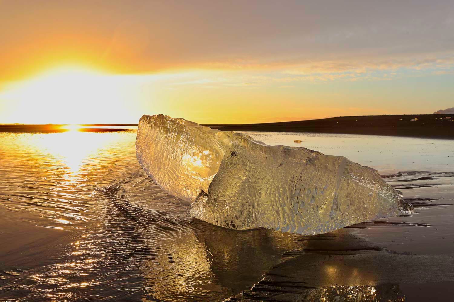 sunsetatdiamondbeachiceland-20220321154808