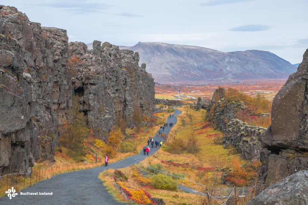 thingvellir-national-park-in-iceland-s-golden-circle-bustravel-iceland