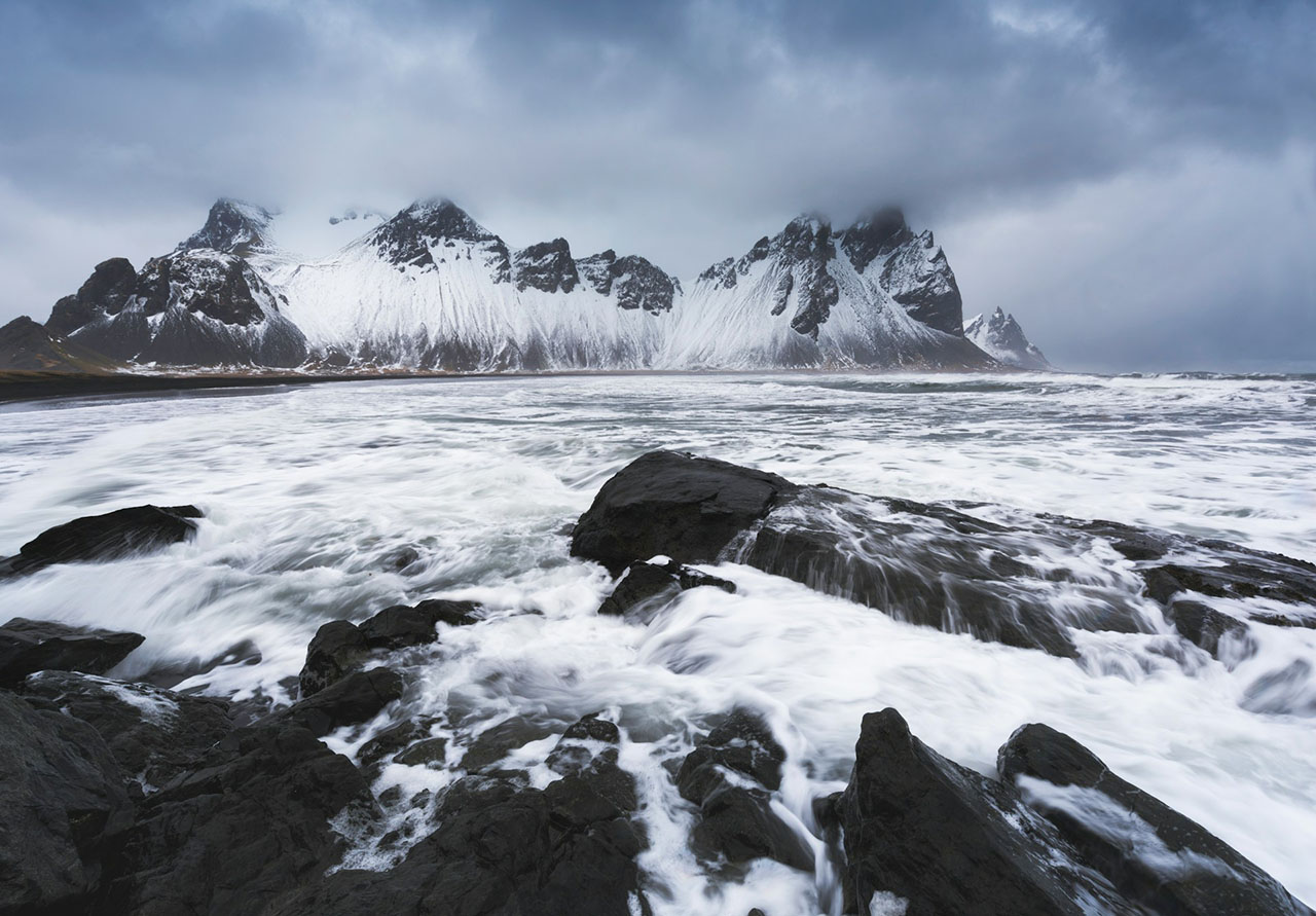 alessio-zappatore-Vestrahorn Iceland with waves Vestrahorn Iceland with waves