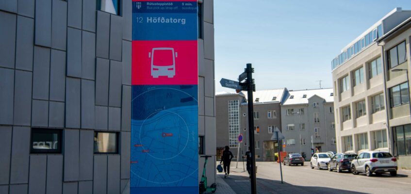 Bus Stop 12 – Höfðatorg-3 Bus Stop 12 - Höfðatorg