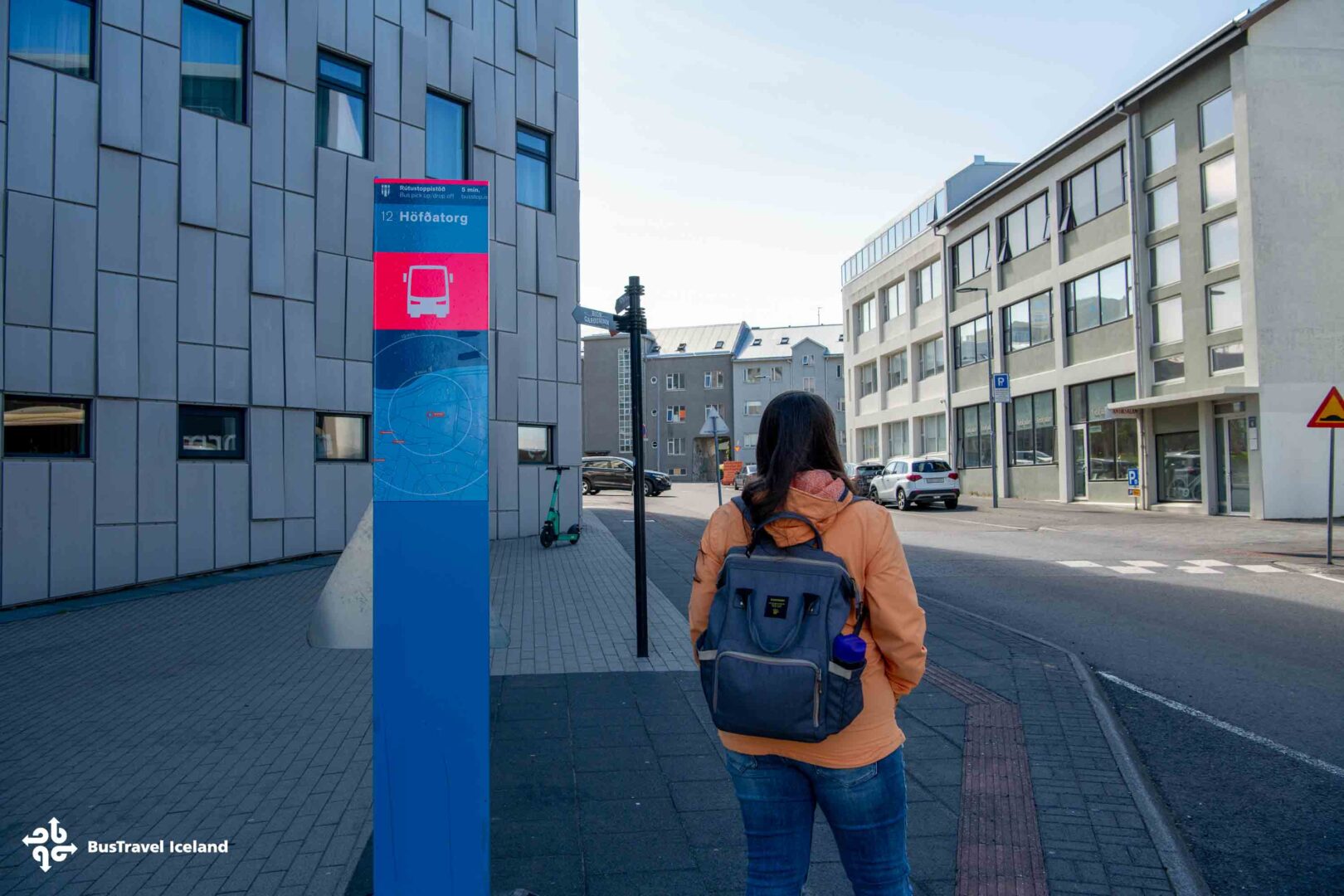 Bus Stop 12 - Höfðatorg