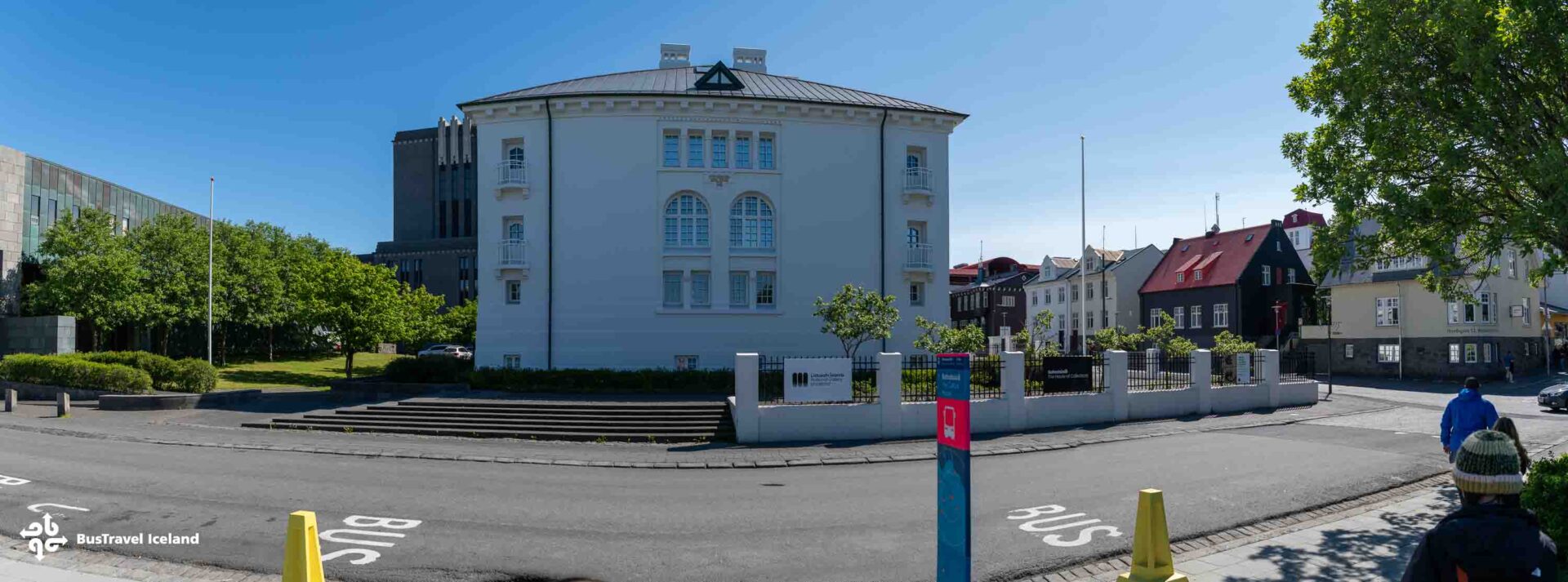 Bus Stop 6 - Safnahúsið - The Culture House