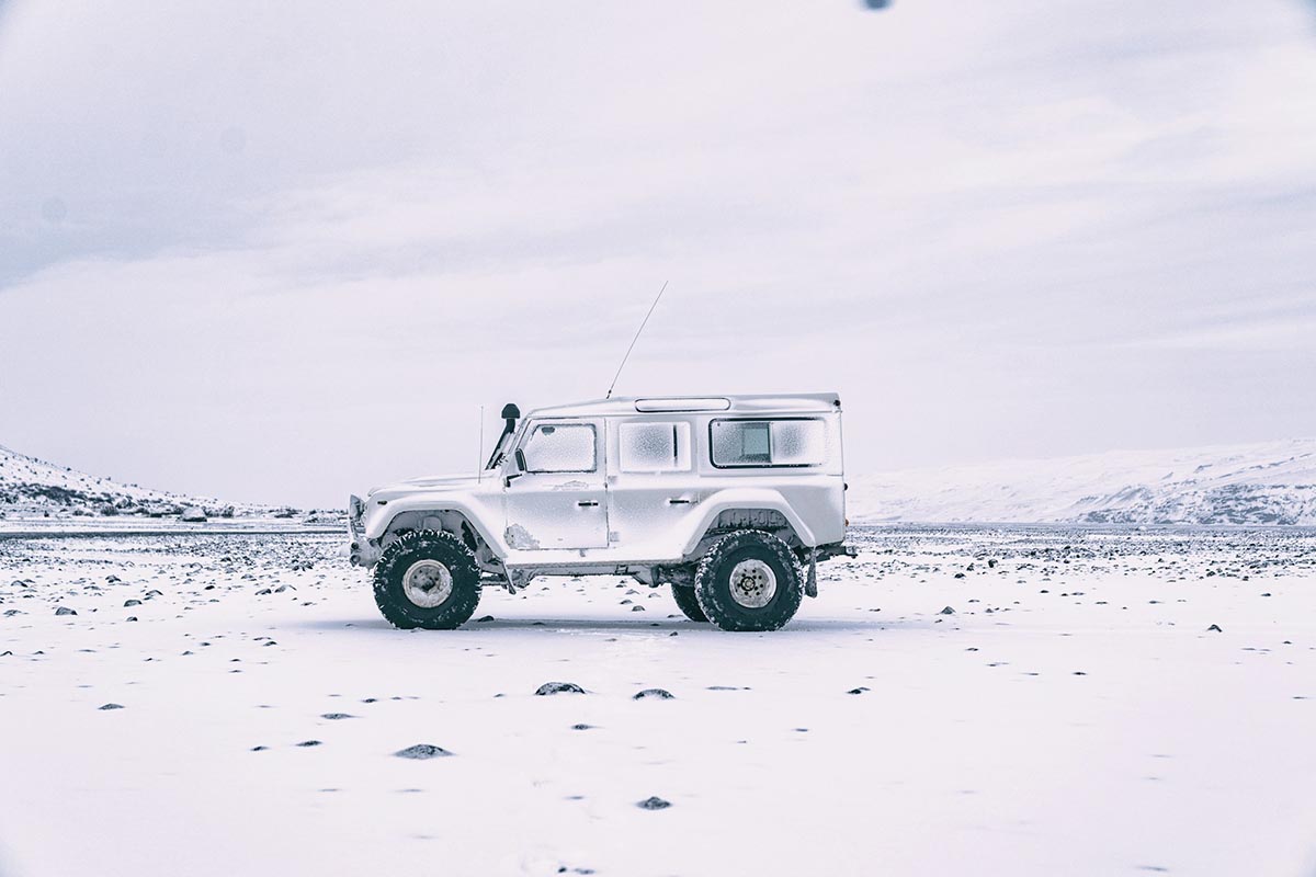 A 4X4 jeep on snowy land of Iceland – jonatan-pie A 4X4 jeep on snowy land of Iceland - jonatan-pie