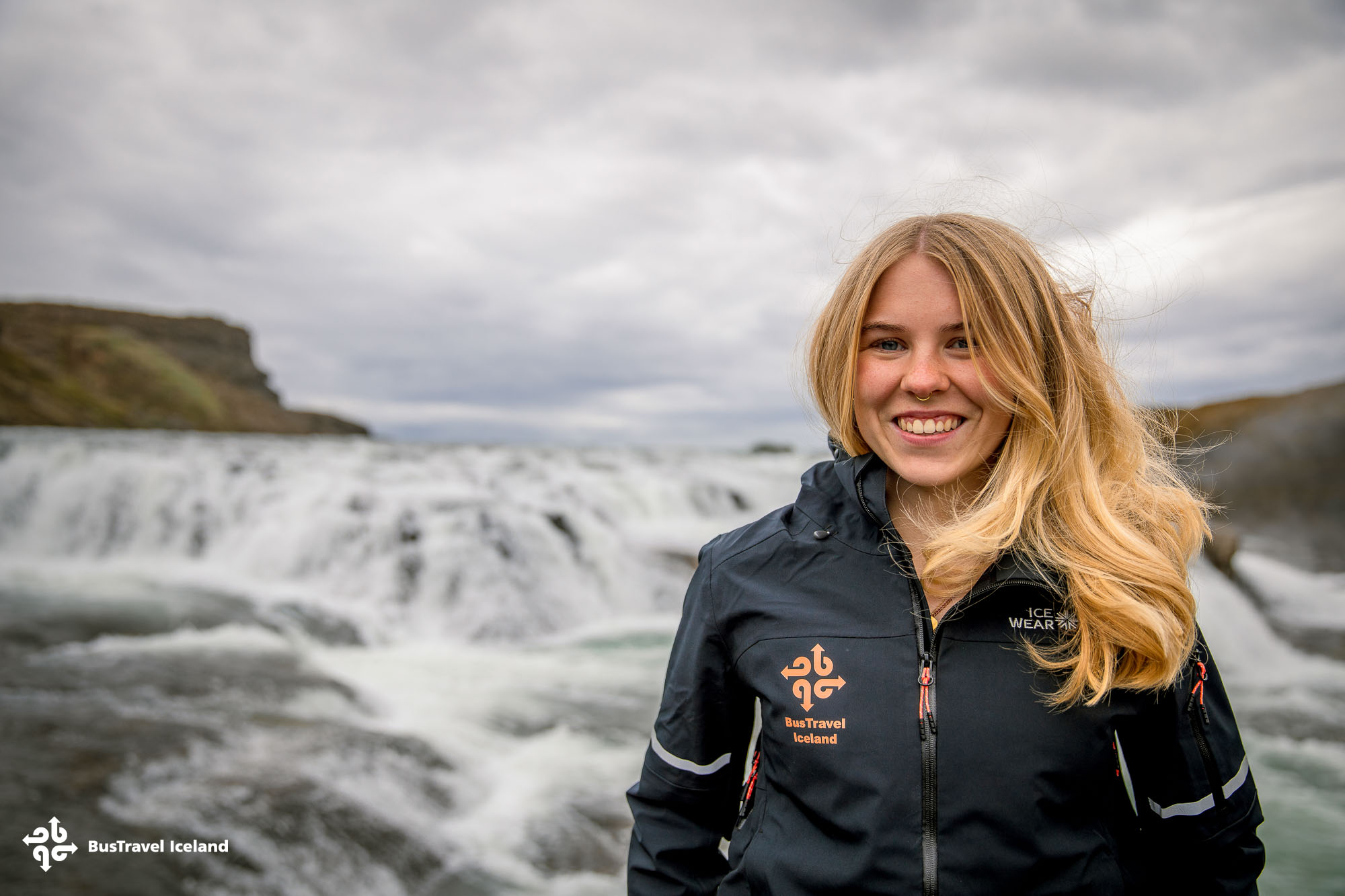 BusTravel Iceland’s friendly guide on tours-8630 BusTravel Iceland's friendly guide on tours