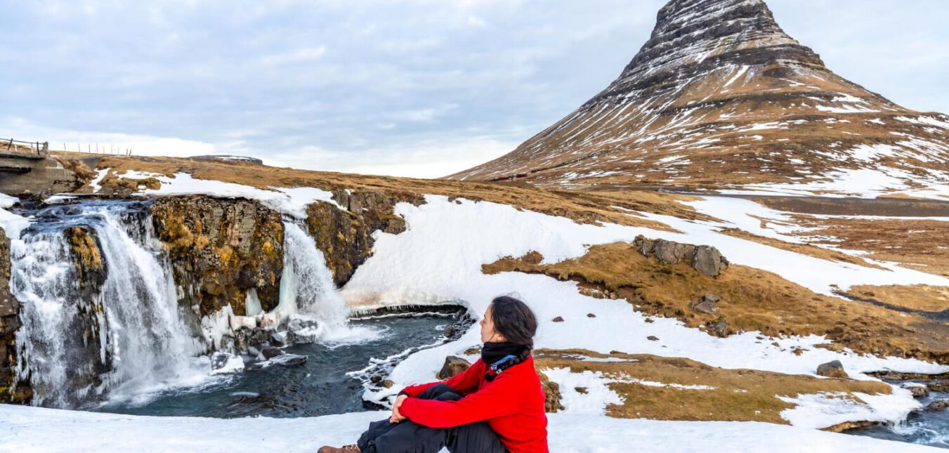 Self-Drive vs. Guided Tours in Winter